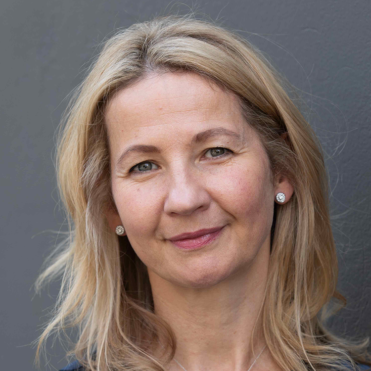 Angela Smith
