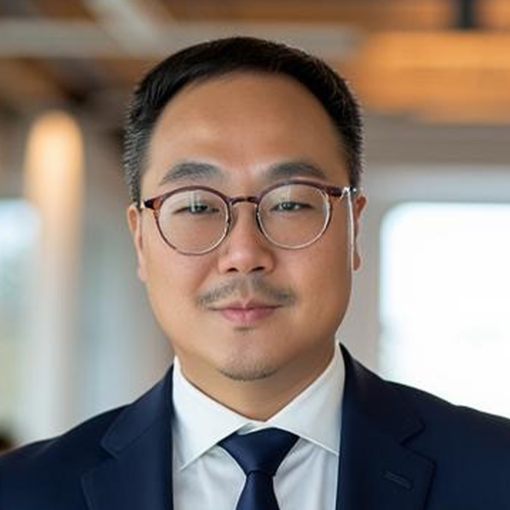 Bruce Hanyong Lee
