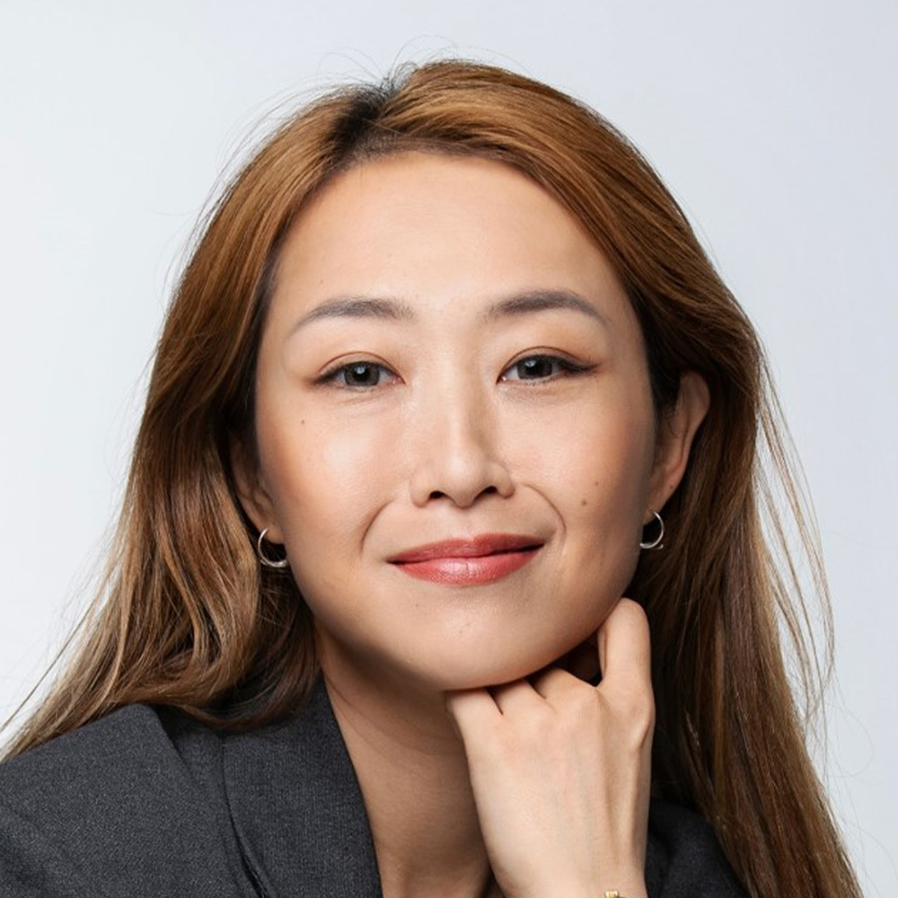 Julia Hou